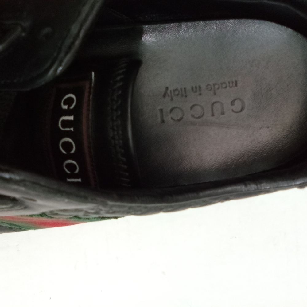 Gucci Black Sneakers with Red and Green Stripes - Picture 12 of 16